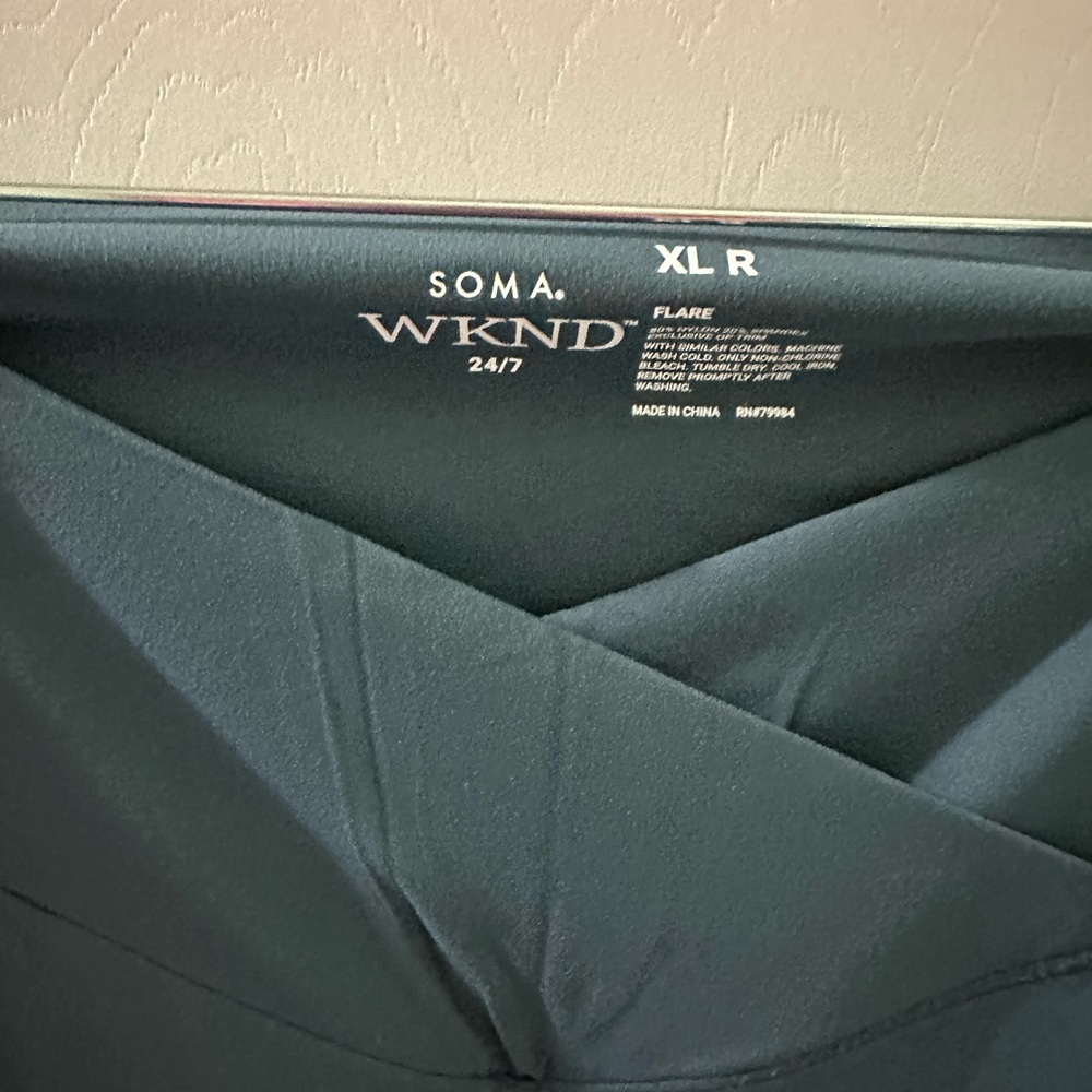 Soma WKND Women's Teal V-Waist Leggings - Picture 3 of 8